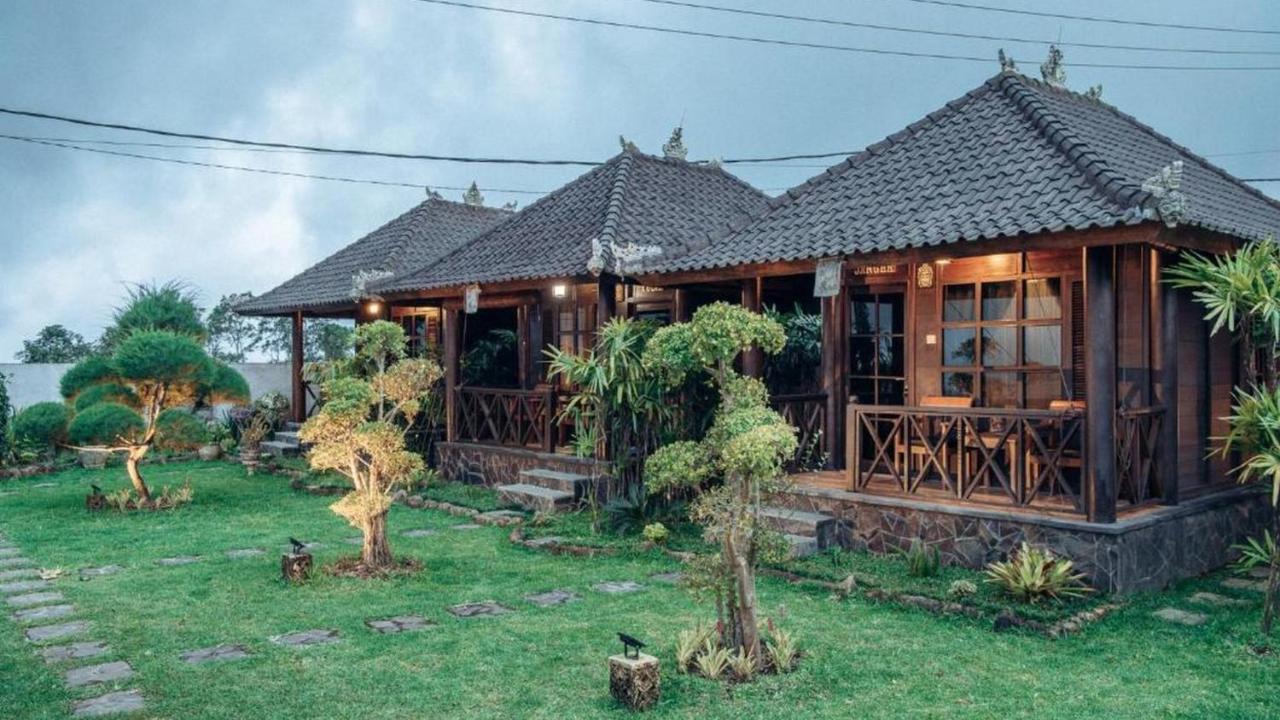 Kayu Manise Bedugul Villa